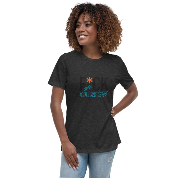 Fitted Anti-curfew Relaxed T-Shirt - Image 4
